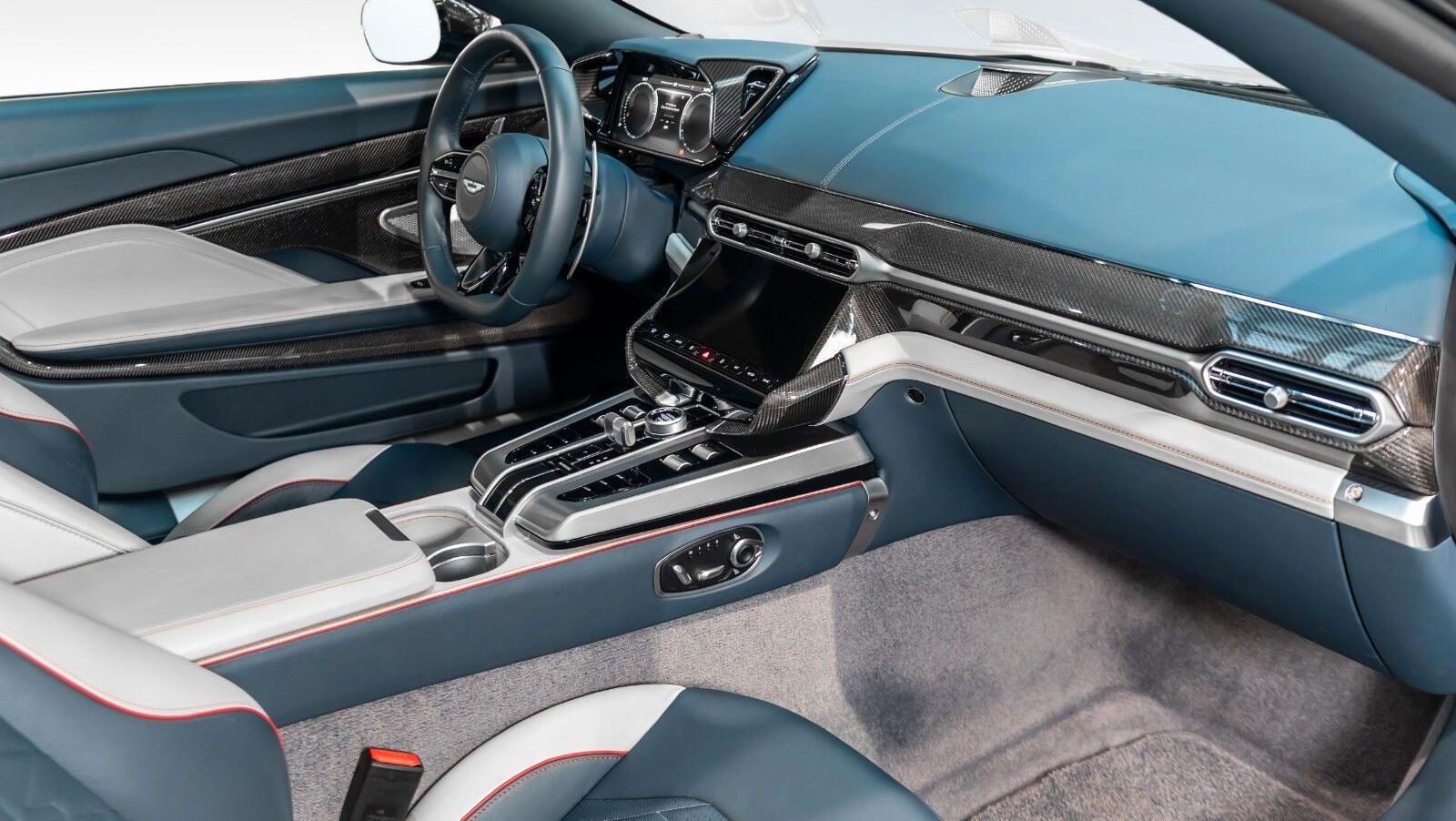 Vanquish | Full Spec | Full Carbon Exterior