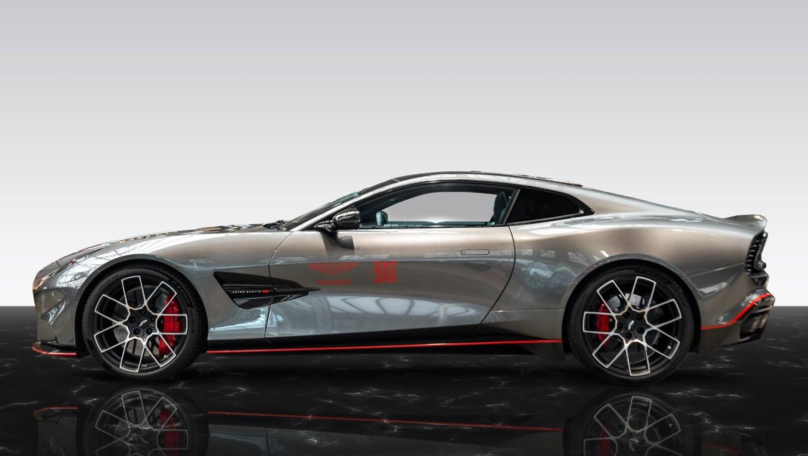 Vanquish | Full Spec | Full Carbon Exterior