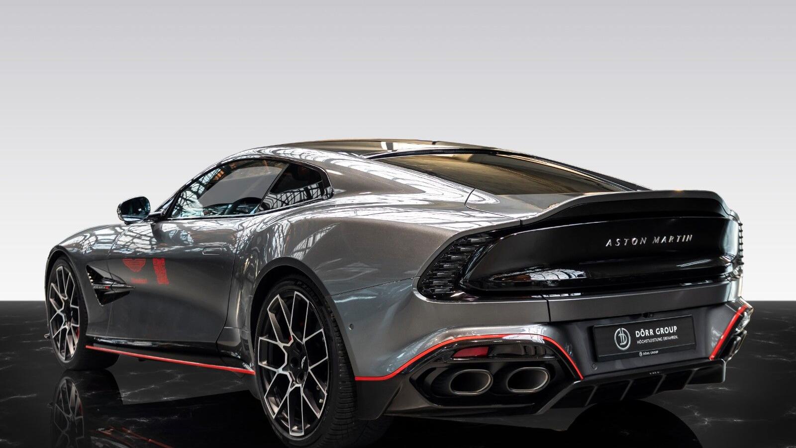 Vanquish | Full Spec | Full Carbon Exterior