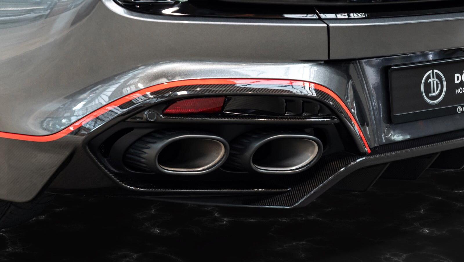 Vanquish | Full Spec | Full Carbon Exterior