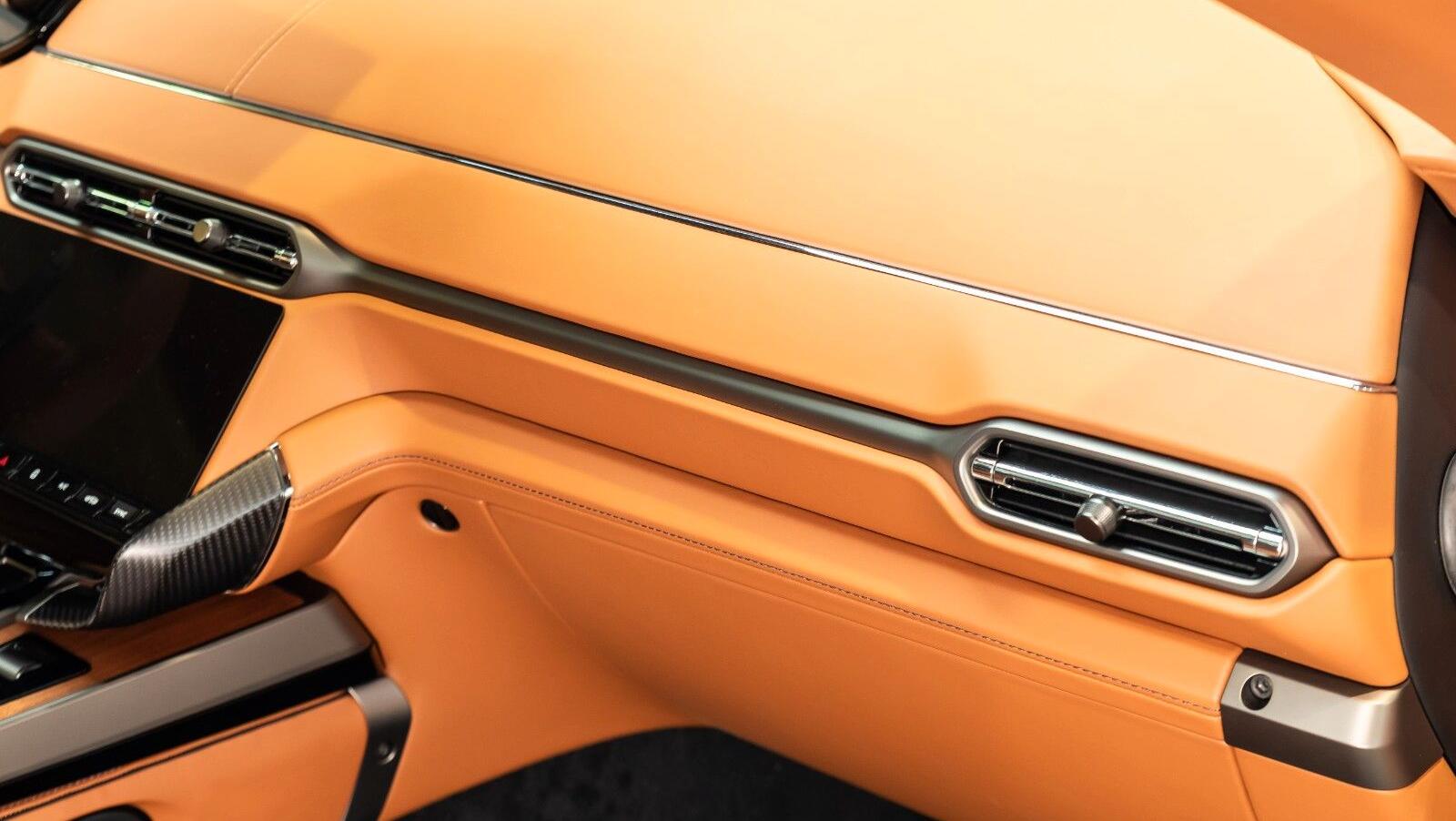 Vanquish | Q Paint | Carbon Gloss Exterior