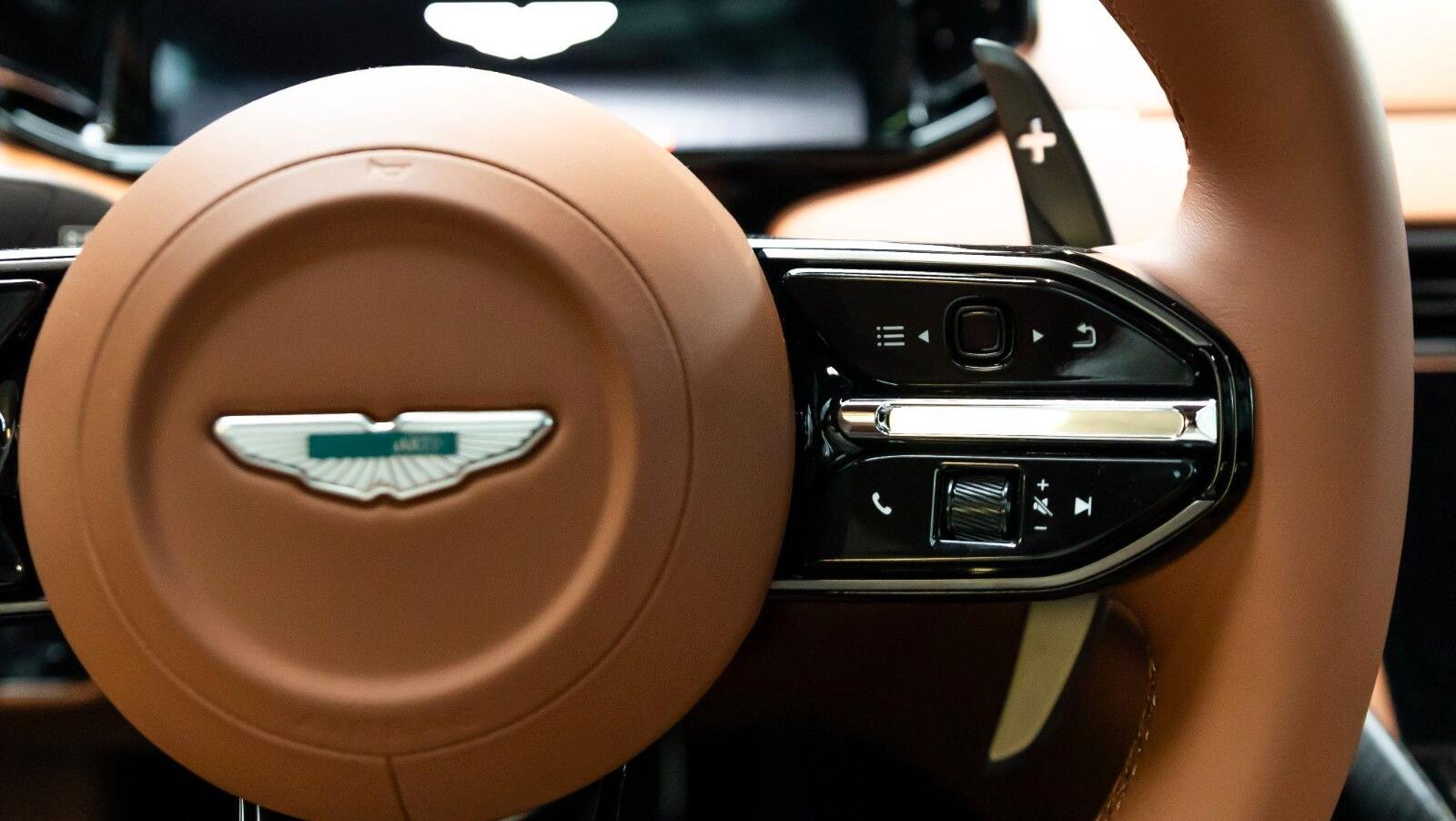 Vanquish | Q Paint | Carbon Gloss Exterior