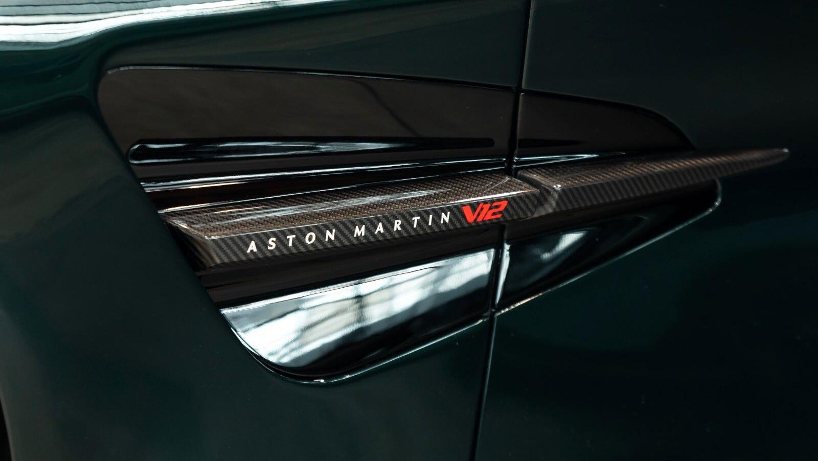 Vanquish | Q Paint | Carbon Gloss Exterior