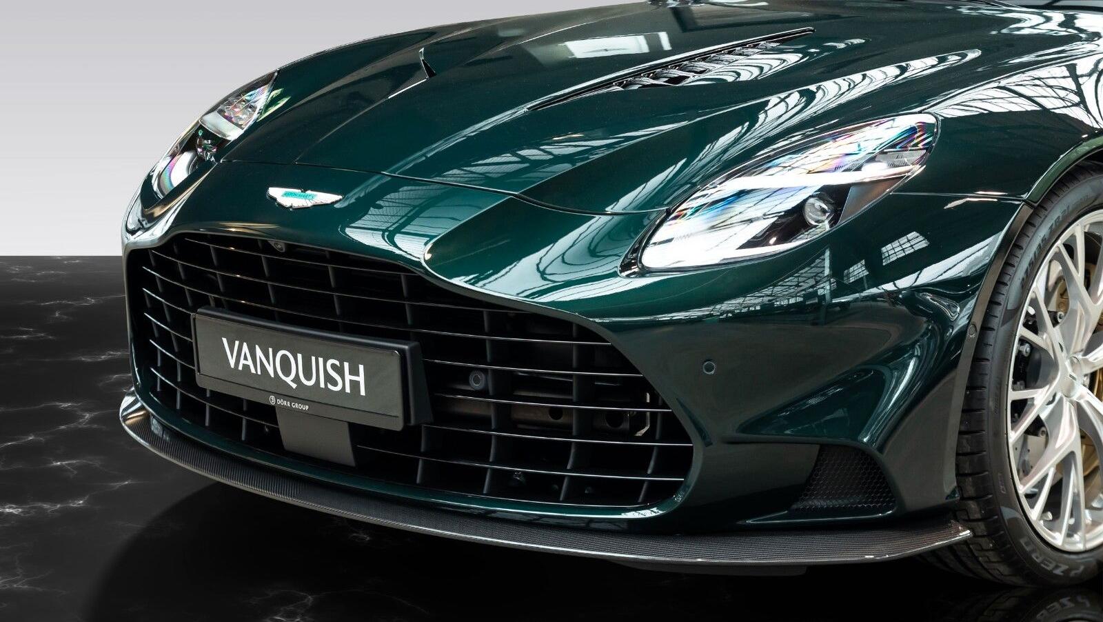 Vanquish | Q Paint | Carbon Gloss Exterior