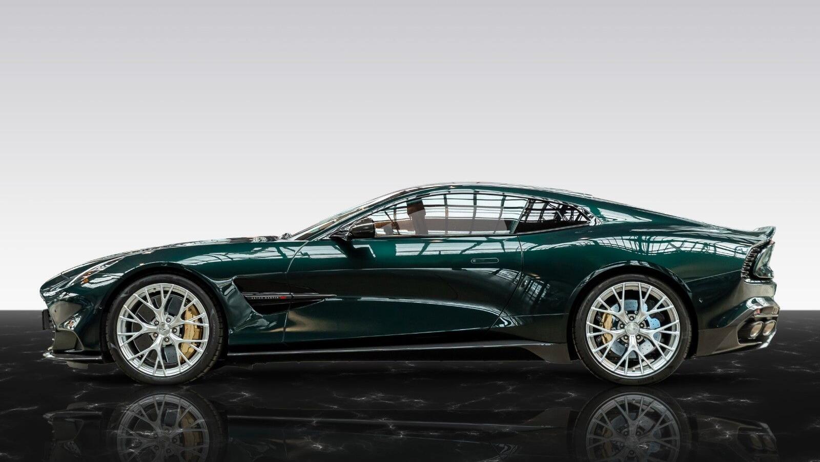 Vanquish | Q Paint | Carbon Gloss Exterior