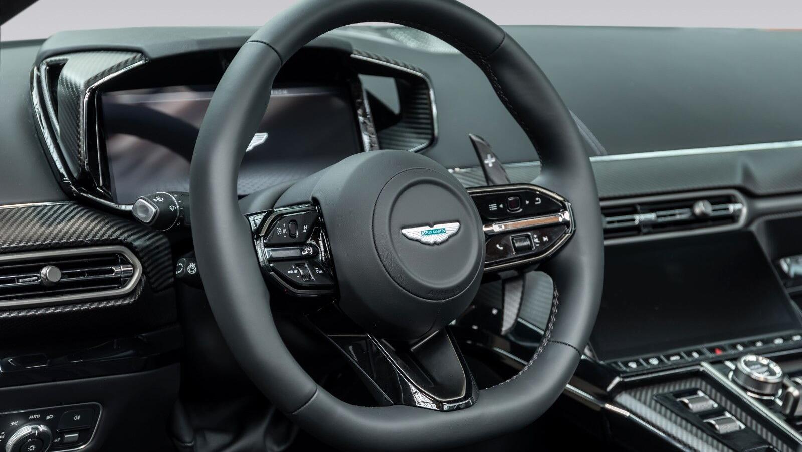 V8 Vantage Roadster | Bowers&Wilkins | Carbon