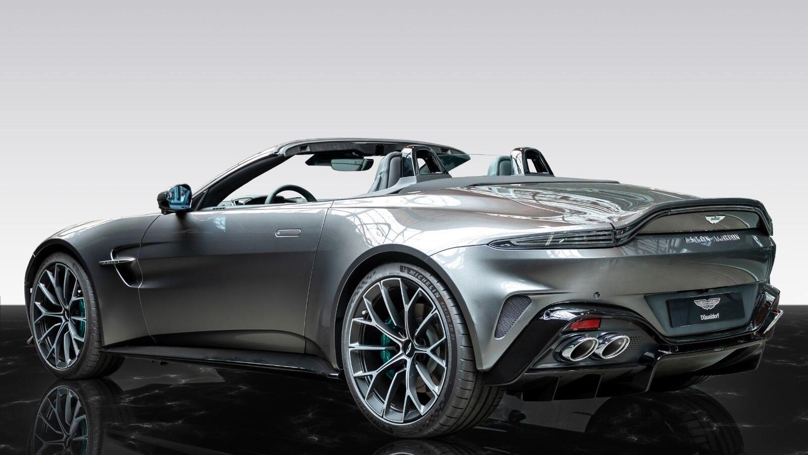V8 Vantage Roadster | Bowers&Wilkins | Carbon