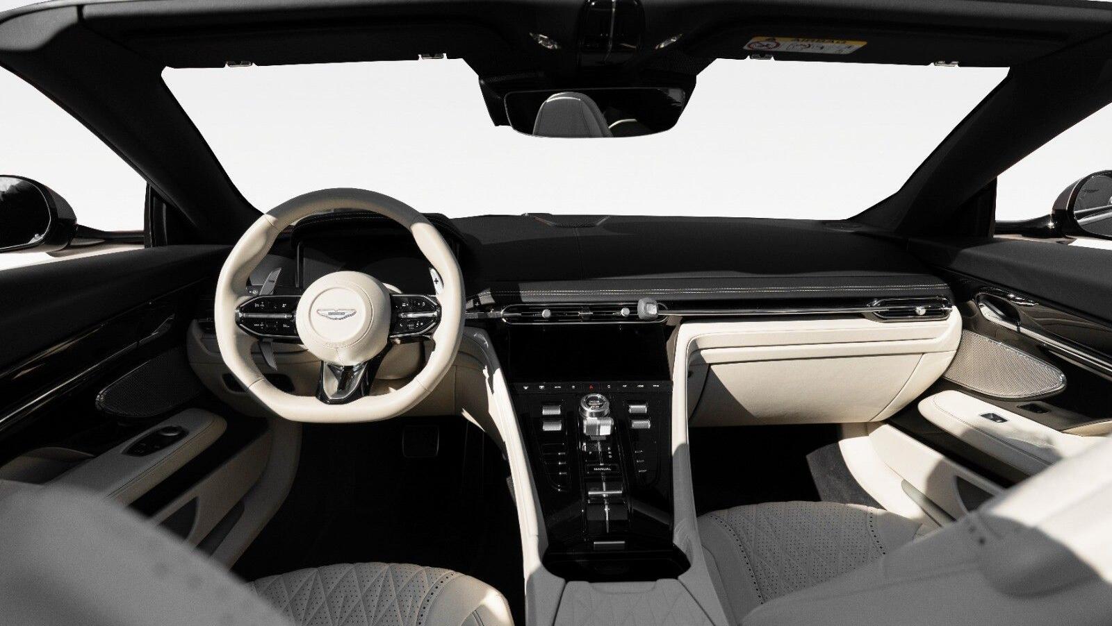 DB12 Volante | Black Pack | Bronze Rims