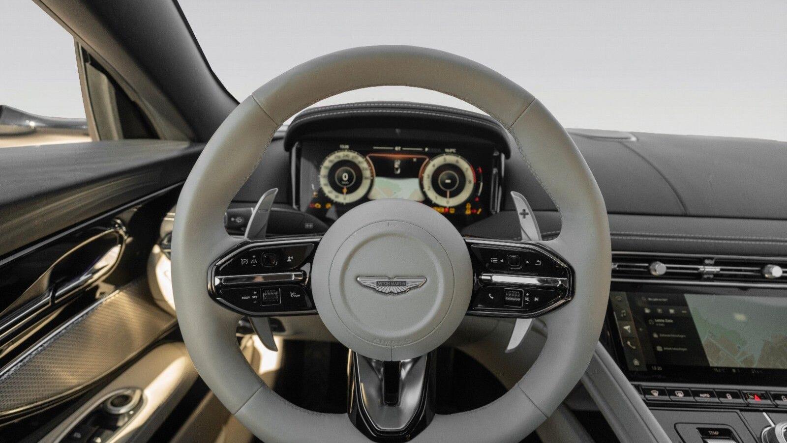 DB12 Volante | Black Pack | Bronze Rims