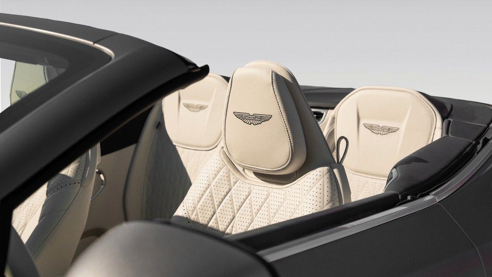 DB12 Volante | Black Pack | Bronze Rims