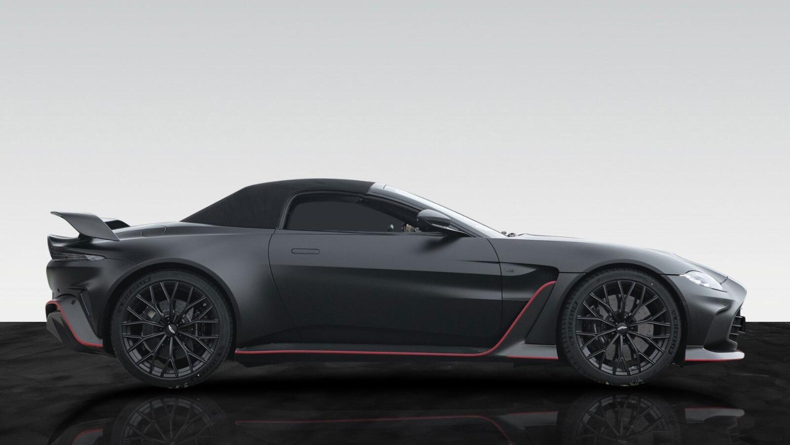 V12 Vantage Roadster | Carbon Exterior | Satin