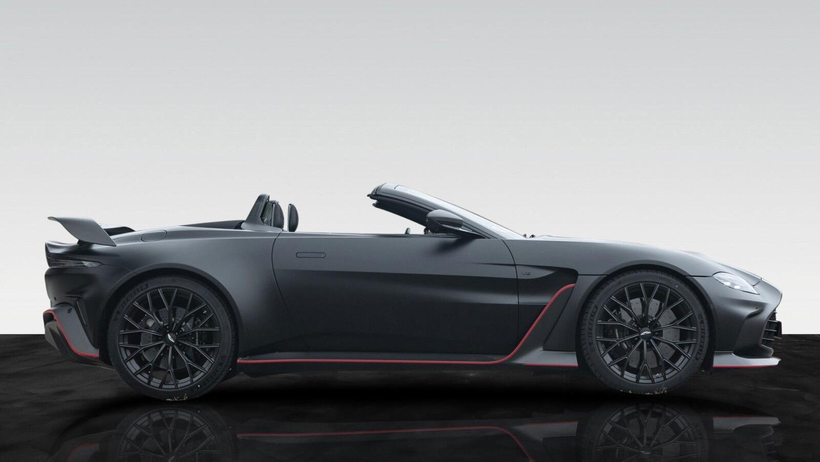 V12 Vantage Roadster | Carbon Exterior | Satin
