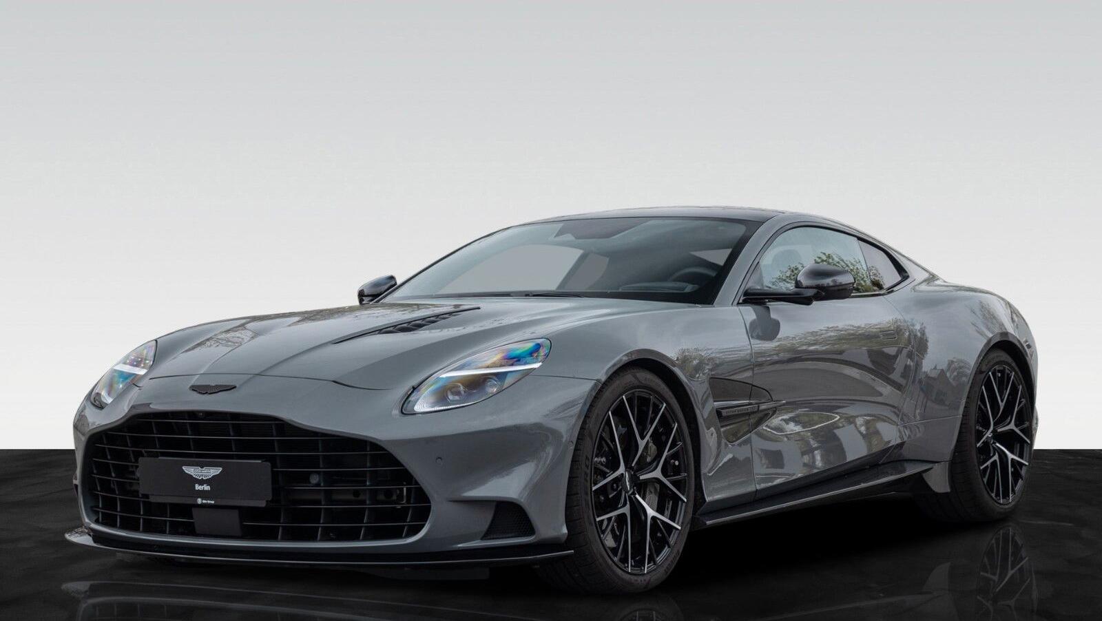 Vanquish | Titan Auspuff | Black Pack
