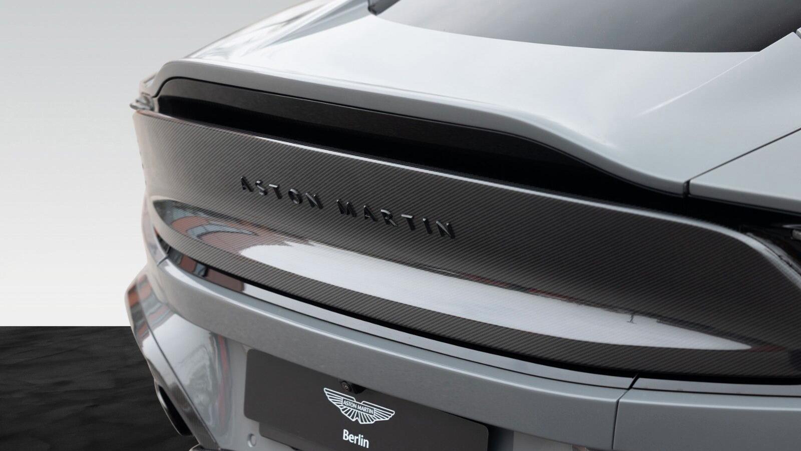 Vanquish | Titan Auspuff | Black Pack