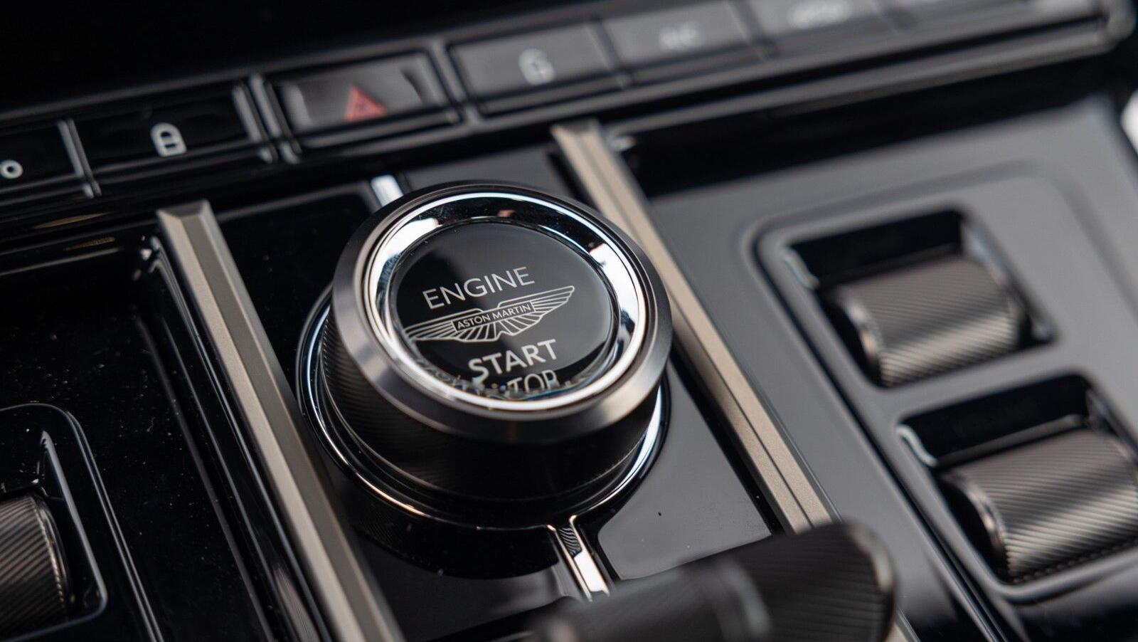 Vantage S MY26 | Satin Paint | CCB |