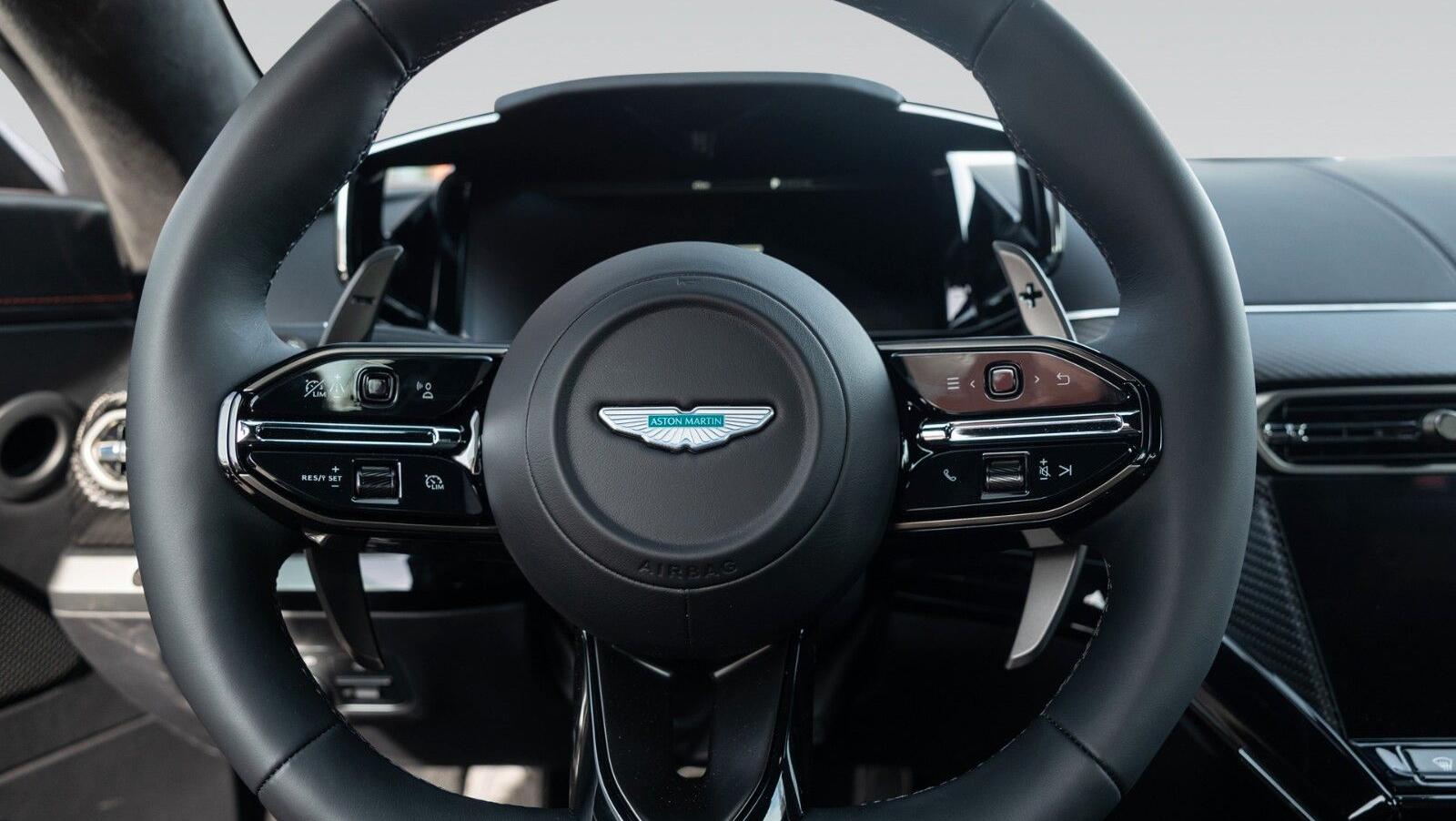 Vantage S MY26 | Satin Paint | CCB |